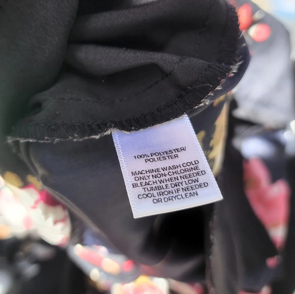 Ann Taylor Loft floral flowy pants - Picture 10 of 16